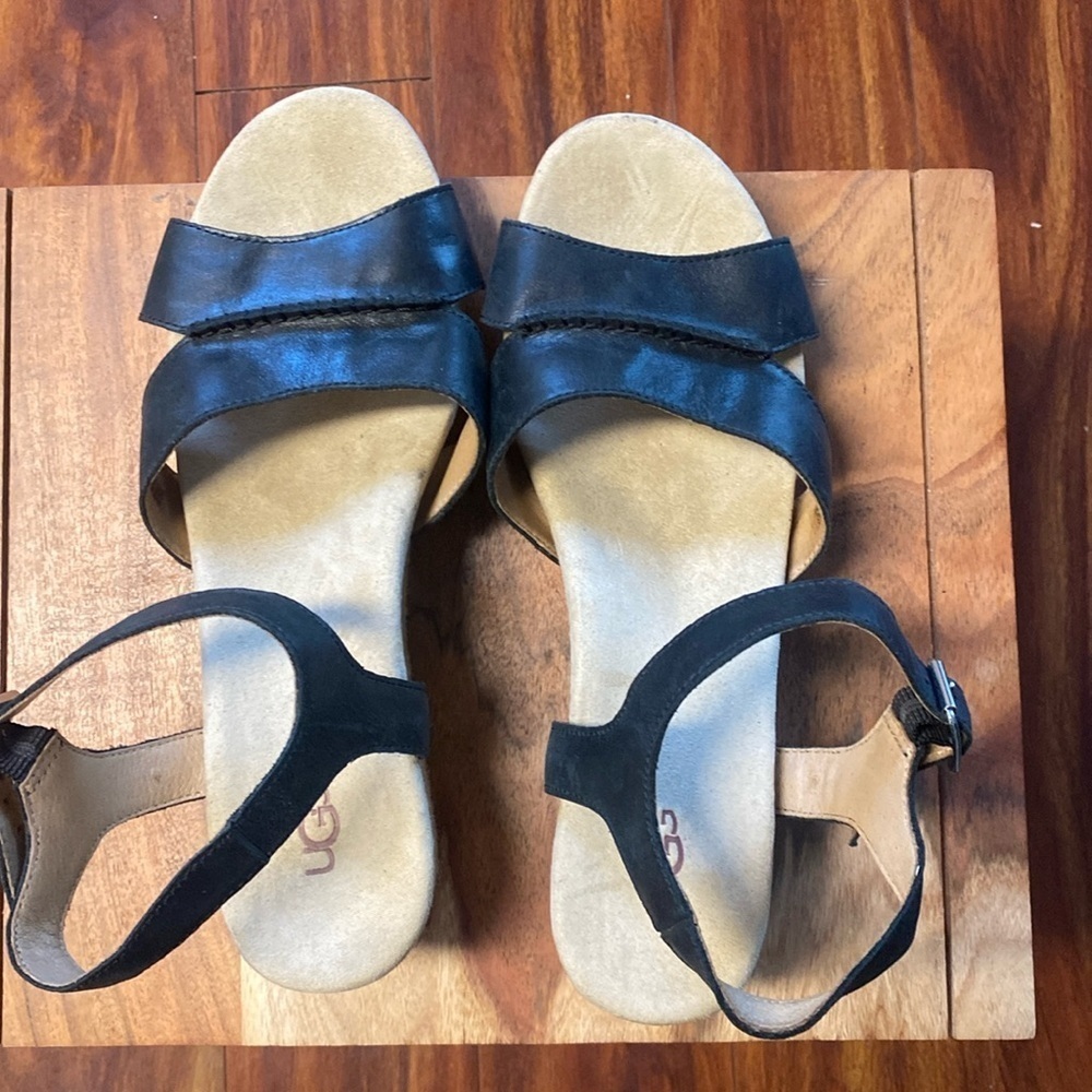 UGG Cloverdale Espadrille Wedge Sandal Black 11